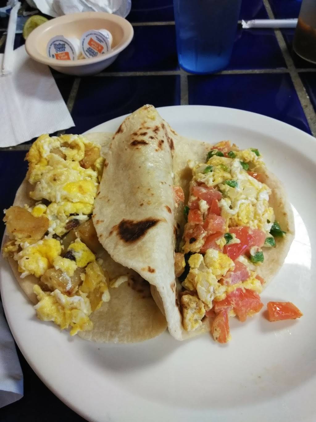 Plaza Mexican Restaurant | restaurant | 2898 Blanco Rd, San Antonio, TX 78201, USA | 2107354512 OR +1 210-735-4512