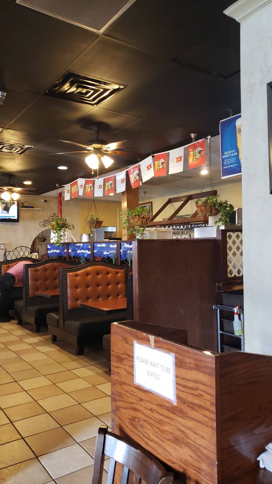 La Hacienda | restaurant | 1116 Eastchester Dr #106, High Point, NC 27265, USA | 3368416384 OR +1 336-841-6384