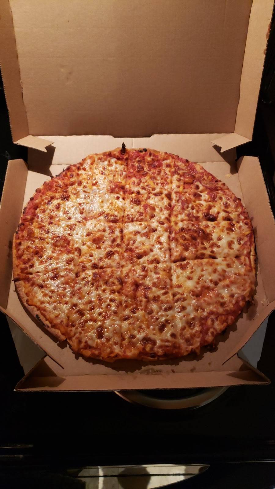 Dominos Pizza | meal delivery | 900 Victory Hwy, North Smithfield, RI 02896, USA | 4017692000 OR +1 401-769-2000