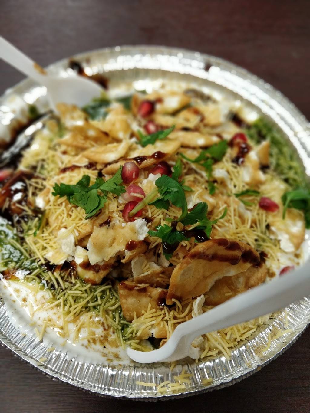 Milan Ice Cream & Paan | restaurant | 3899 Trelawny Cir, Mississauga, ON L5N 6S3, Canada | 9059192282 OR +1 905-919-2282