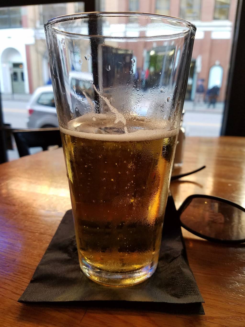 Sidewinders | restaurant | 16 Campbell Ave SE, Roanoke, VA 24014, USA | 5409042777 OR +1 540-904-2777