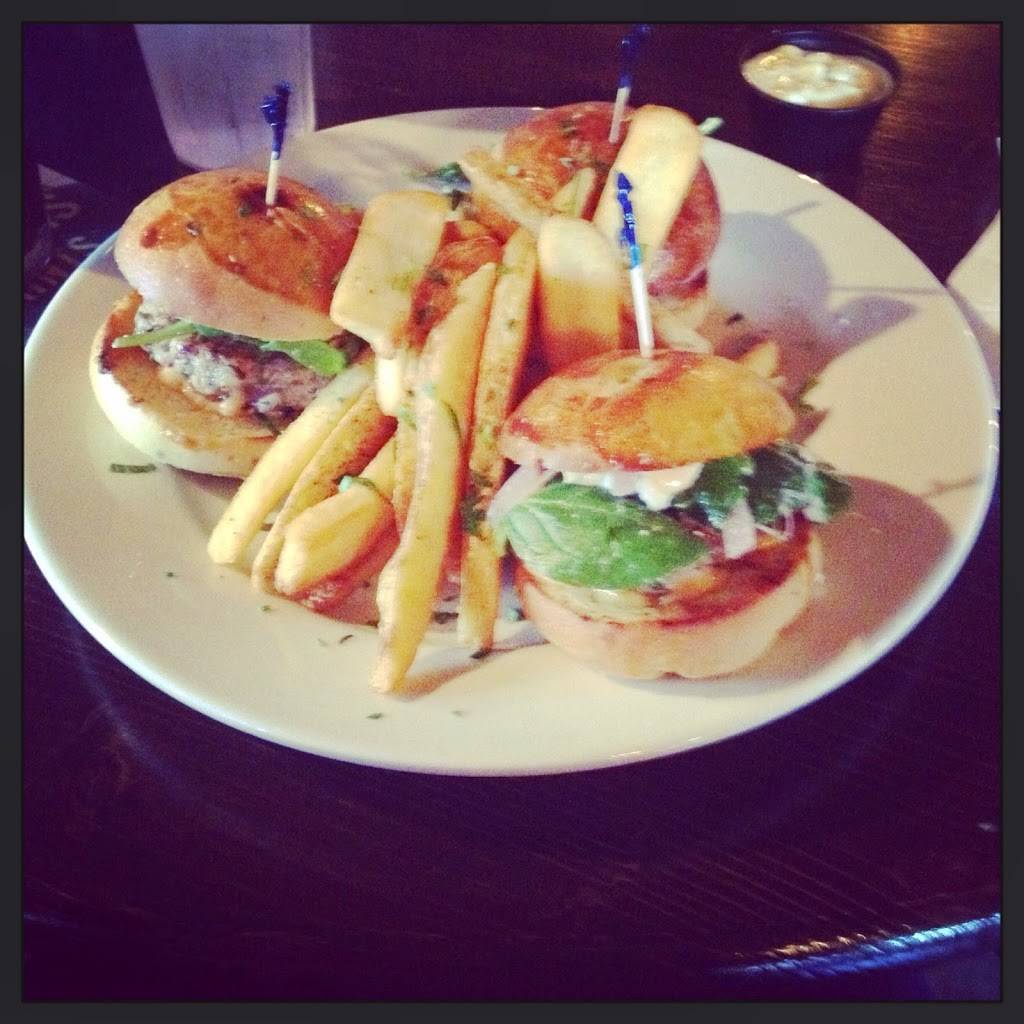 Murphys Pub | restaurant | 1928 N 45th St, Seattle, WA 98103, USA | 2066342110 OR +1 206-634-2110