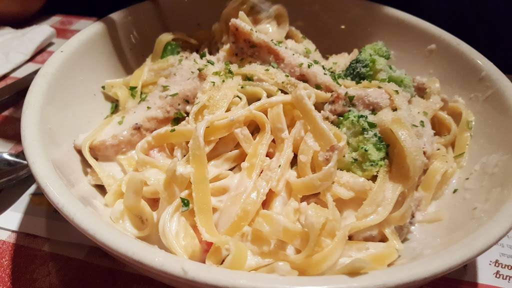 Buca di Beppo Italian Restaurant | restaurant | 1670 S Pacific Coast Hwy, Redondo Beach, CA 90277, USA | 3105403246 OR +1 310-540-3246