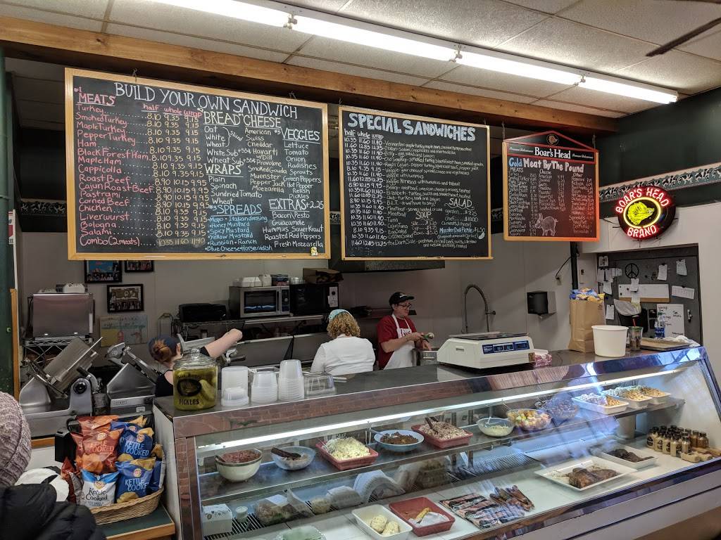 Martones Market & Café | cafe | 16 Main St, Essex Junction, VT 05452, USA | 8028788163 OR +1 802-878-8163