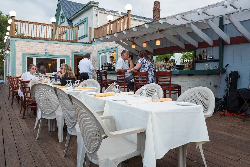 Villa DAqua | restaurant | 2565 Bellmore Ave, Bellmore, NY 11710, USA | 5163084900 OR +1 516-308-4900