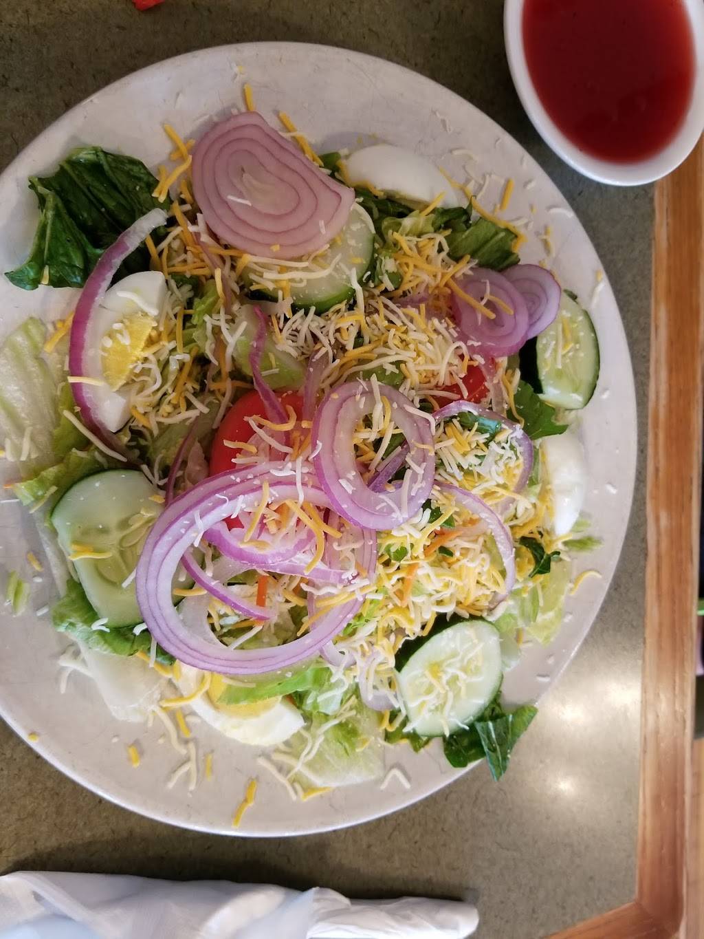 Uncle Bucks | restaurant | n, 42 E Main St, Luray, VA 22835, USA | 5407432323 OR +1 540-743-2323