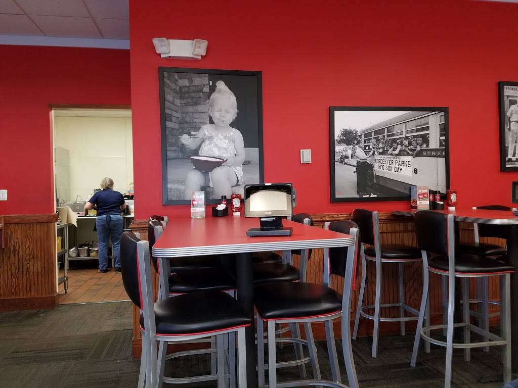 Friendlys | restaurant | 966 Grafton St, Worcester, MA 01604, USA | 5087983298 OR +1 508-798-3298