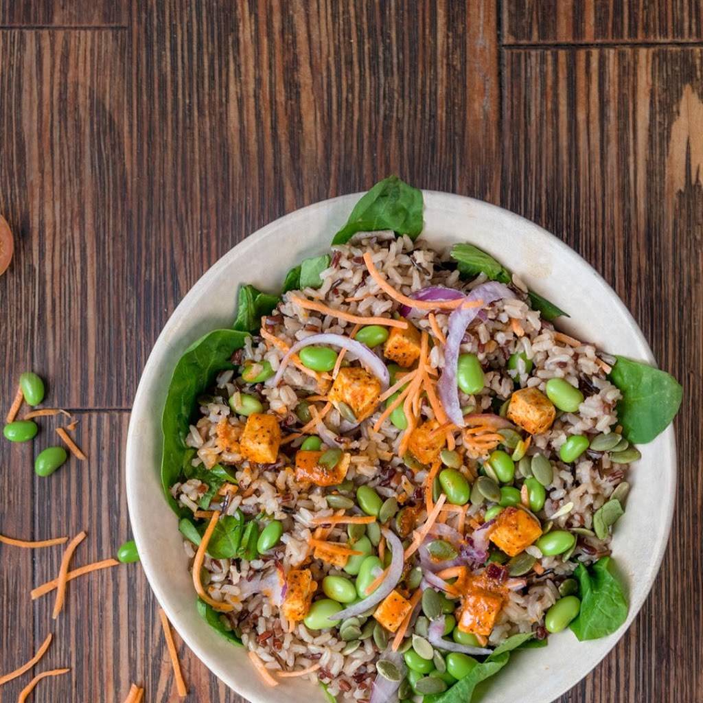 MAD Greens - Hilton Village | restaurant | 6137 N Scottsdale Rd Suite 102, Scottsdale, AZ 85250, USA | 6023148386 OR +1 602-314-8386