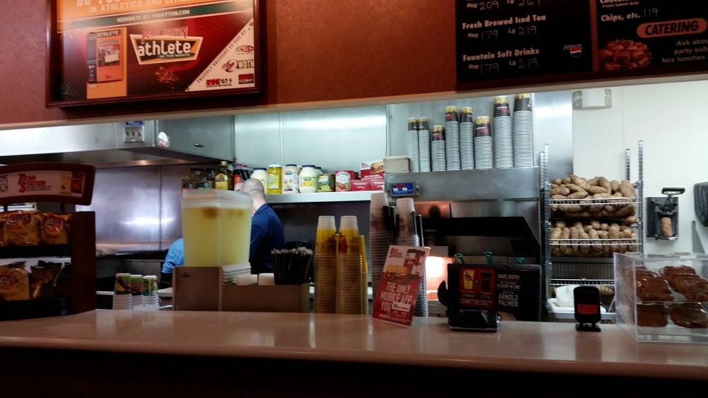 Penn Station East Coast Subs | meal takeaway | 5233 Taylorsville Rd, Dayton, OH 45424, USA | 9372367366 OR +1 937-236-7366