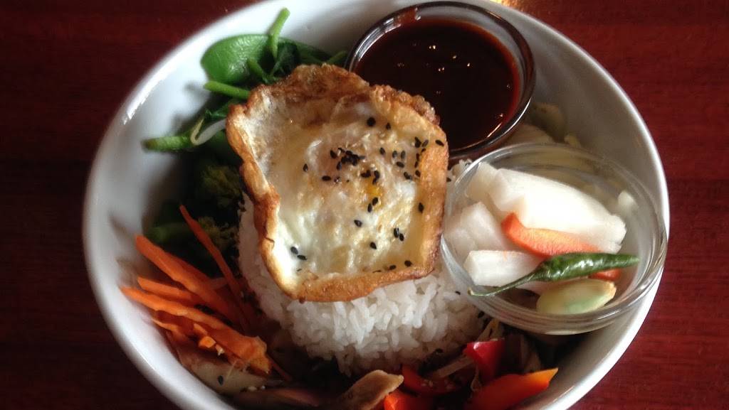 Rincome Thai Cuisine | restaurant | 3030 Columbia Pike, Arlington, VA 22204, USA | 7039790144 OR +1 703-979-0144