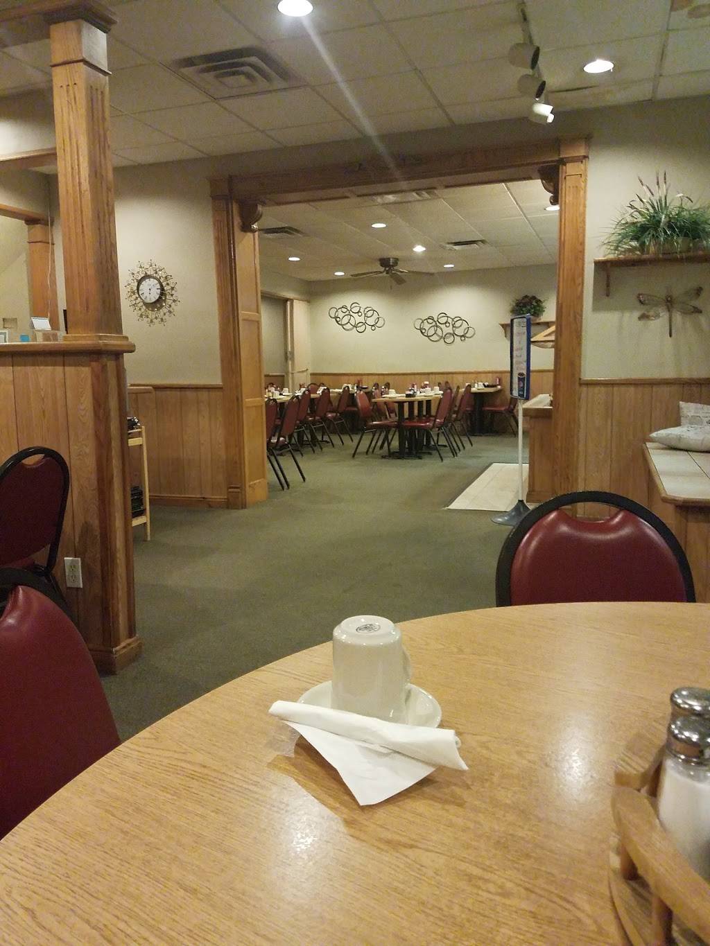 Broadway Cafe | restaurant | 223 S Broadway St, Butler, IN 46721, USA | 2608685523 OR +1 260-868-5523