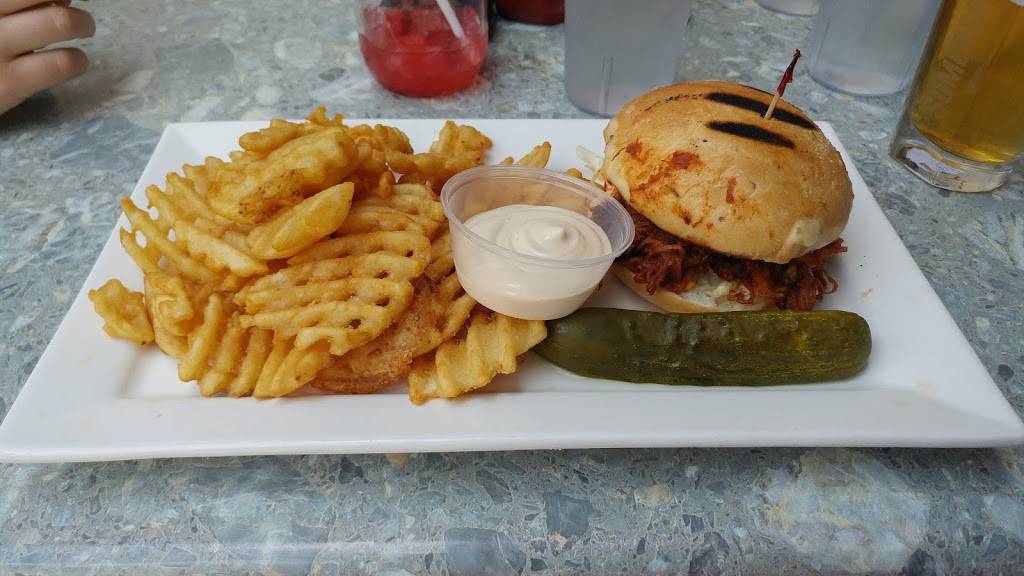 Huether Hotel | restaurant | 59 King St N, Waterloo, ON N2J 2X2, Canada | 5198863350 OR +1 519-886-3350