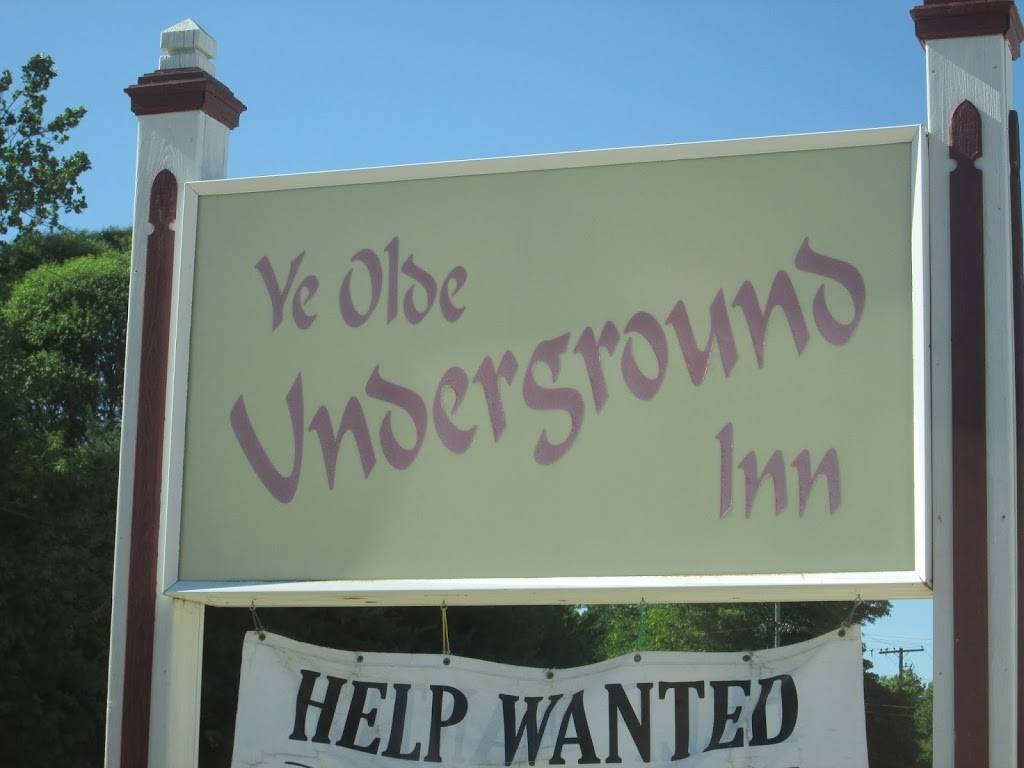 Ye Olde Underground Inn | restaurant | 219 S 6th St, Princeton, IL 61356, USA | 8158752782 OR +1 815-875-2782