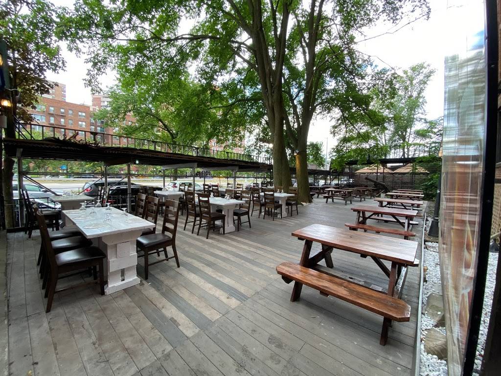 Black Sea Fish & Grill | restaurant | 3100 Ocean Pkwy, Brooklyn, NY 11235, USA | 7182651009 OR +1 718-265-1009