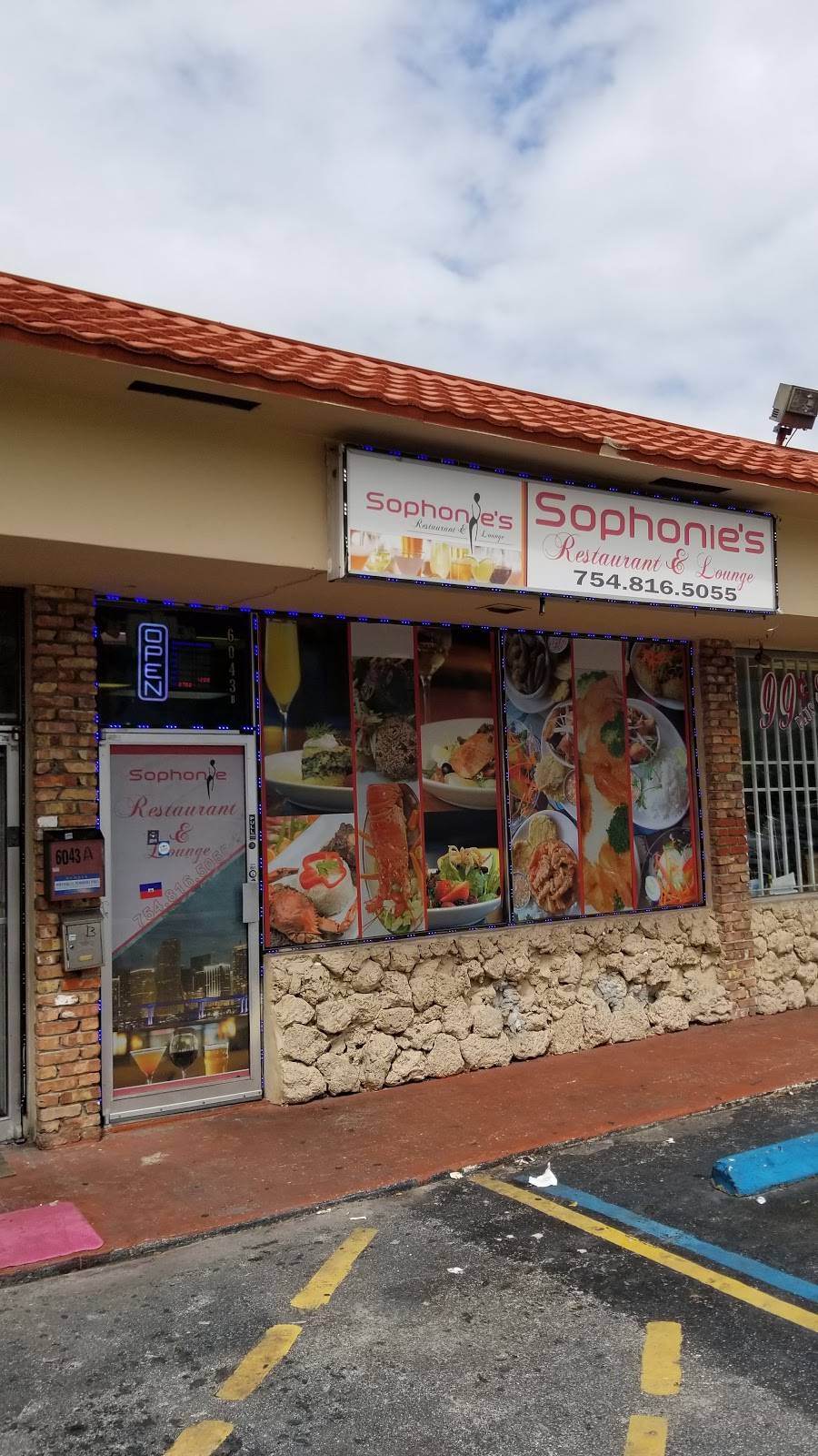 Sophonies restaurant & lounge | restaurant | 6043 Miramar Pkwy, Miramar, FL 33023, USA | 9545059372 OR +1 954-505-9372
