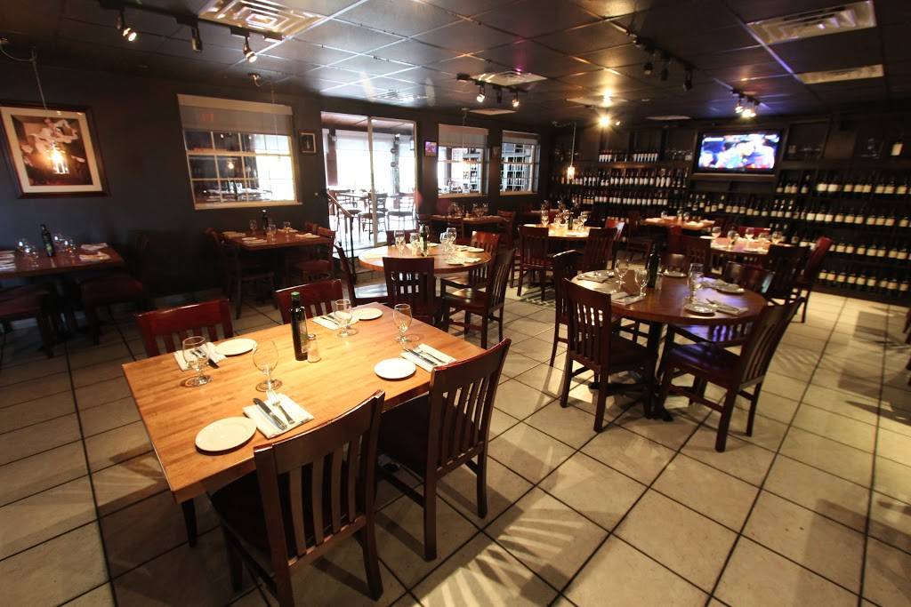 Grazianos Restaurant Hialeah | restaurant | 5993 W 16th Ave, Hialeah, FL 33012, USA | 3058197461 OR +1 305-819-7461