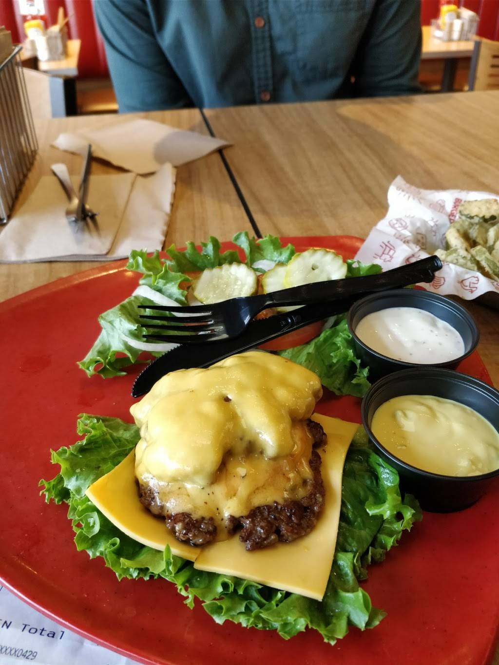 Smashburger | restaurant | 602 Huntington Dr, Monrovia, CA 91016, USA | 6264080311 OR +1 626-408-0311