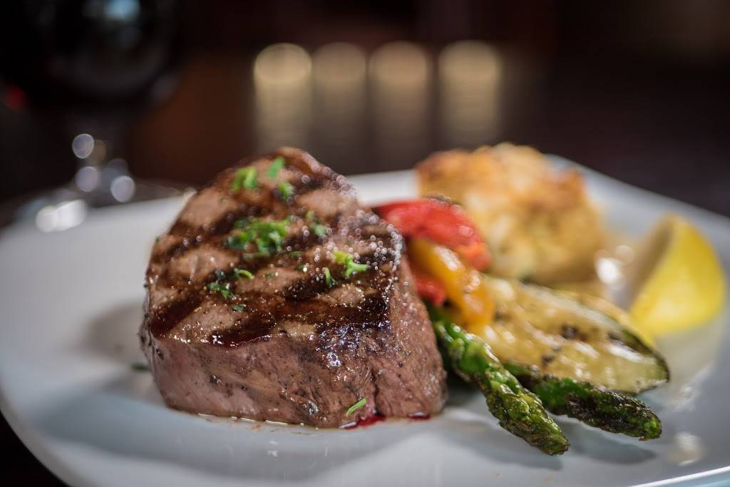 Sedona Taphouse | restaurant | Westchester Commons, 15732 WC Main St, Midlothian, VA 23113, USA | 8043790037 OR +1 804-379-0037