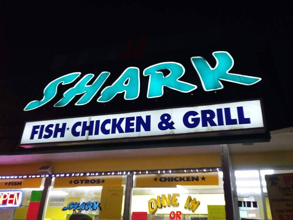 Super Shark | restaurant | 2133 Shelby St, Indianapolis, IN 46203, USA | 3172952556 OR +1 317-295-2556