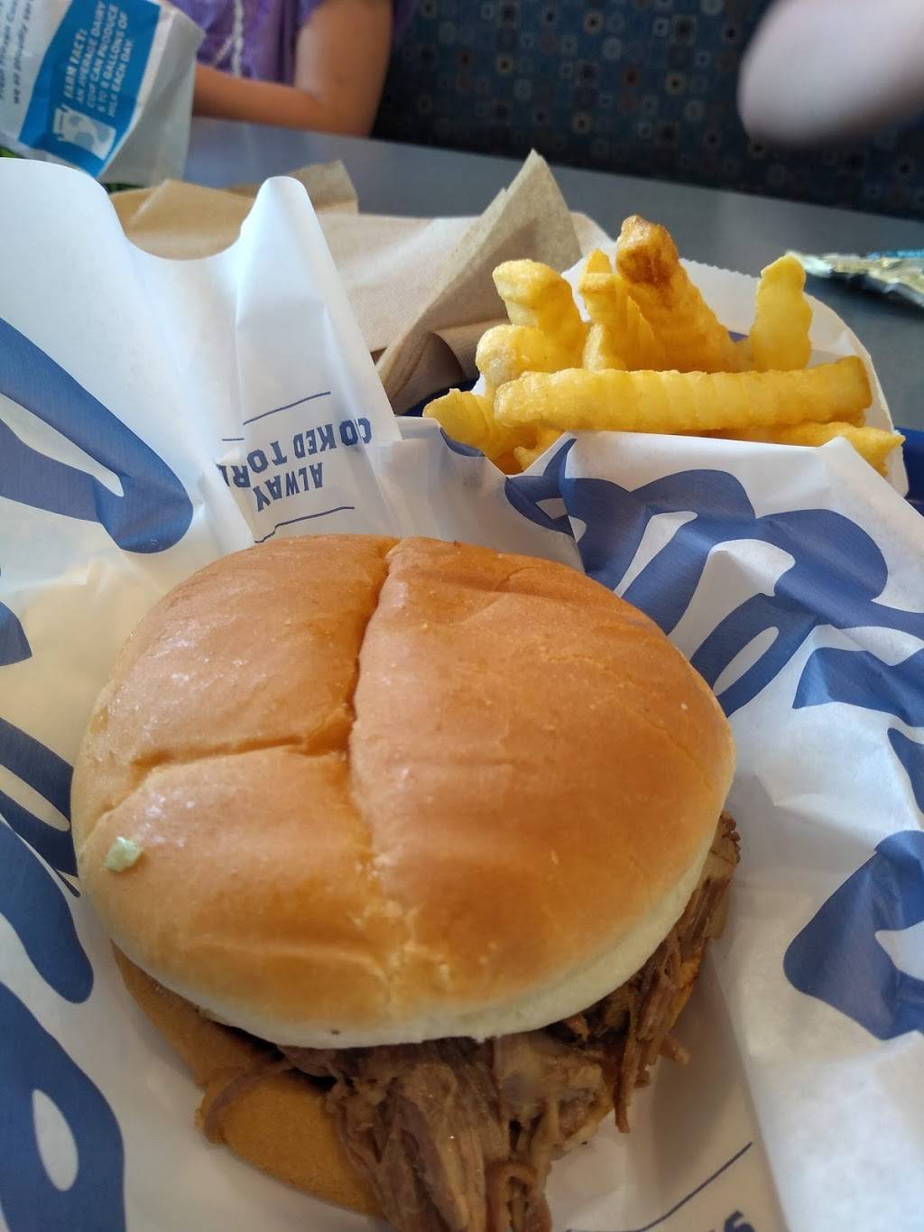 Culvers | restaurant | 125 Marie Ave E, West St Paul, MN 55118, USA | 6514571870 OR +1 651-457-1870