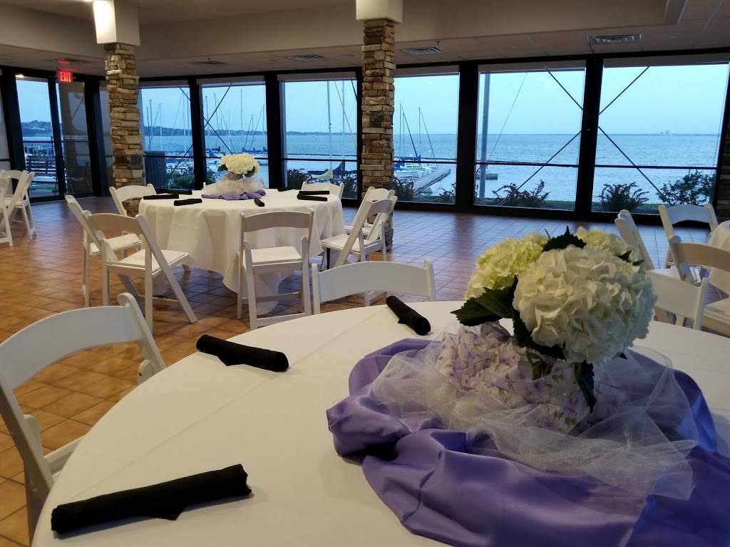 The Landing at Chandlers | restaurant | 501 Yacht Club Dr, Rockwall, TX 75032, USA | 4697691148 OR +1 469-769-1148