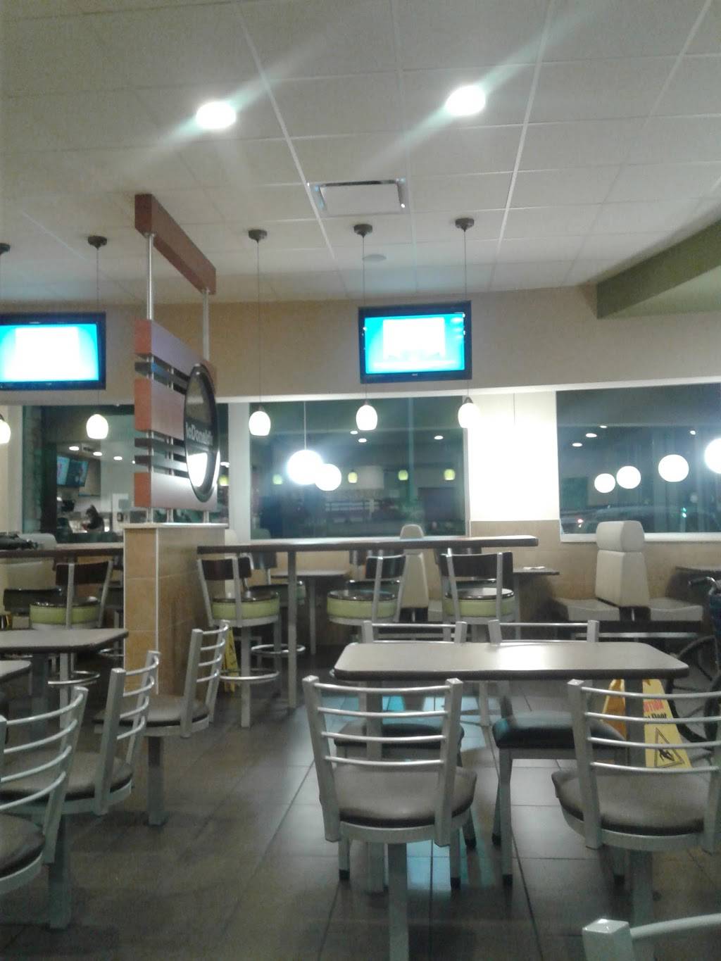 McDonalds | cafe | 16393 Bush Place, Castlewood, VA 24224, USA | 2767625088 OR +1 276-762-5088