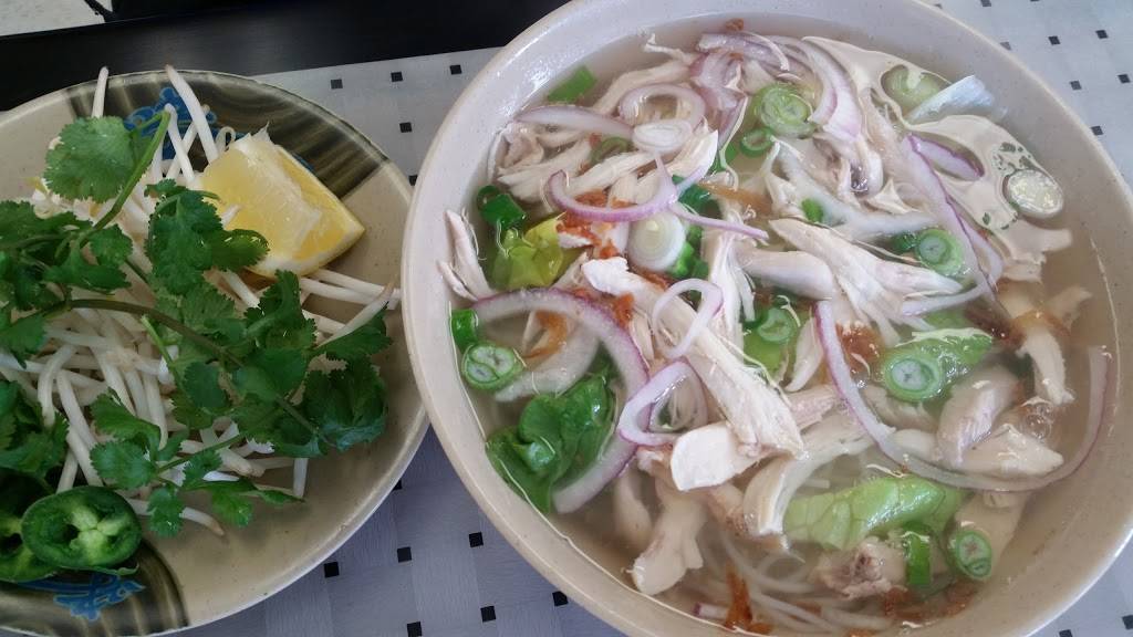 Mission Noodle House | restaurant | 4845 Mission St, San Francisco, CA 94112, USA | 4155861683 OR +1 415-586-1683