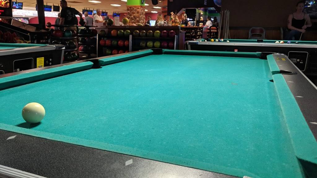 River City Bar & Grill, | restaurant | 800 Cheney Hwy, Titusville, FL 32780, USA | 3212677118 OR +1 321-267-7118