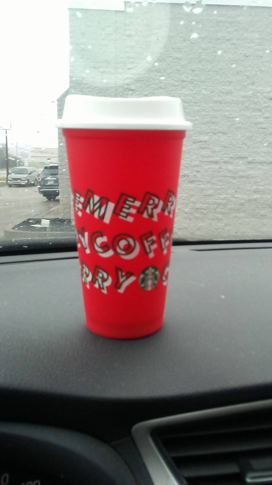 Starbucks | cafe | 1490 Hillcrest Ave, Springfield, OH 45504, USA | 9373259300 OR +1 937-325-9300