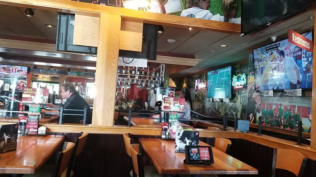 Applebees Grill + Bar | restaurant | 8043 Dani Dr, Fort Myers, FL 33912, USA | 2399395569 OR +1 239-939-5569