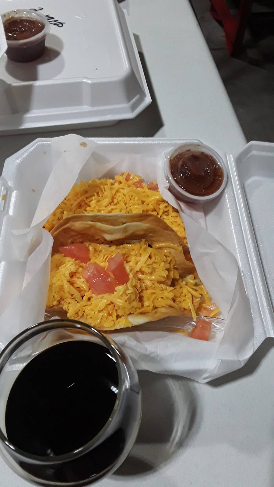 Quijanos Bar and Grill | restaurant | 1930 SE 6th St, Des Moines, IA 50315, USA | 5152439595 OR +1 515-243-9595