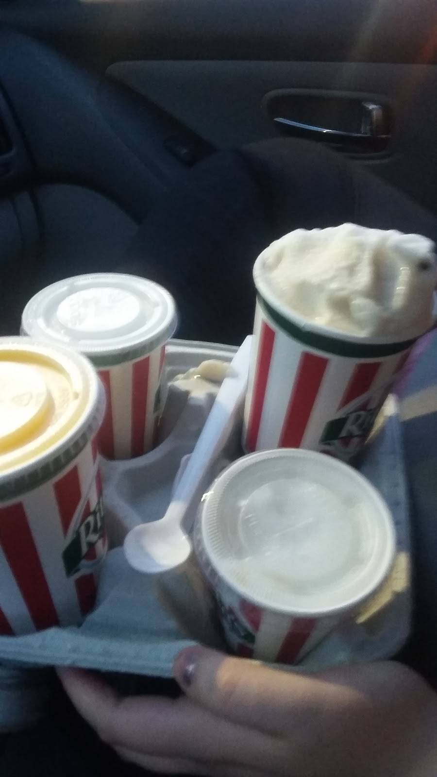 Papa Johns Pizza | restaurant | 3000 E Market St, York, PA 17402, USA | 7177514455 OR +1 717-751-4455