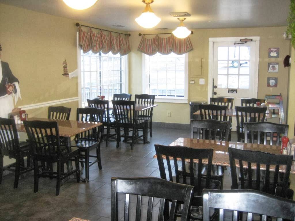 Woodbury Deli & Catering LLC | restaurant | 428 Main St S, Woodbury, CT 06798, USA | 2032635627 OR +1 203-263-5627