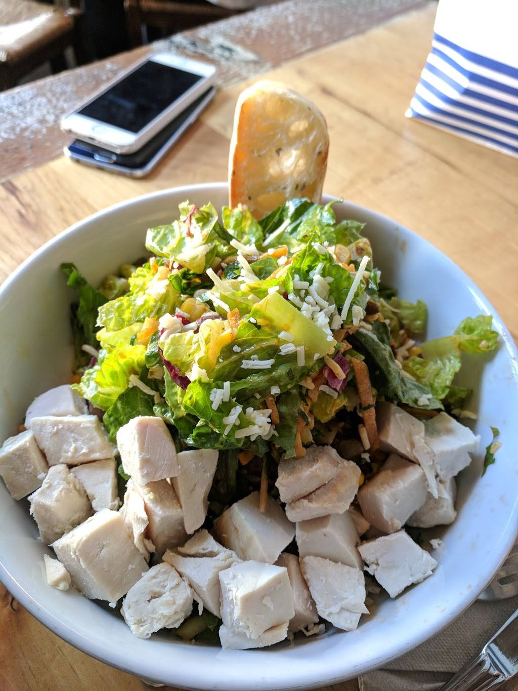 Blue Barn Chestnut | meal takeaway | 2105 Chestnut St, San Francisco, CA 94123, USA | 4154413232 OR +1 415-441-3232