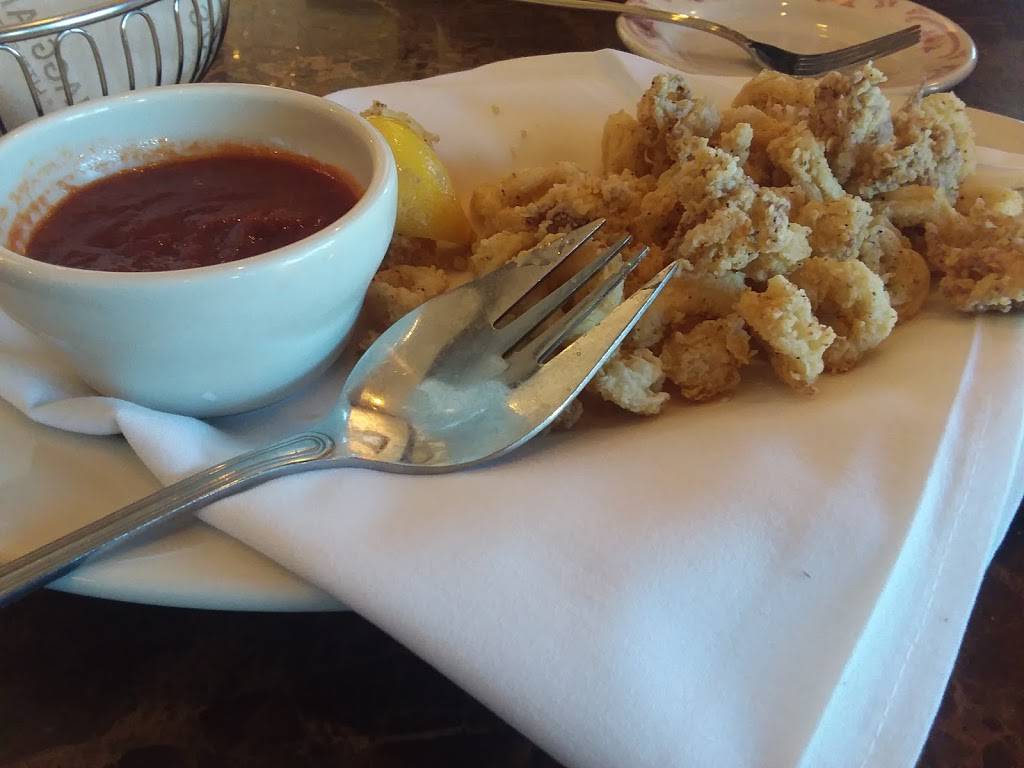 Maggianos Little Italy | restaurant | 2100 Annapolis Mall Rd Suite 1200, Annapolis, MD 21401, USA | 4102663584 OR +1 410-266-3584