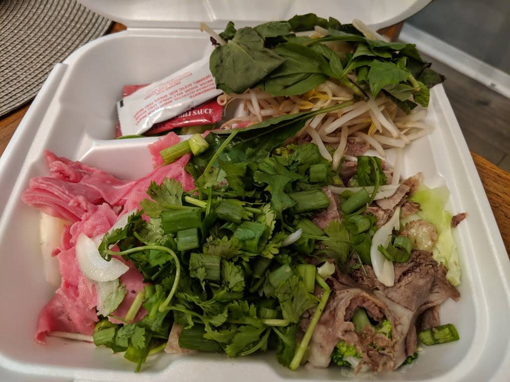 iPho | restaurant | 1400 Standiford Ave #7, Modesto, CA 95350, USA | 2095291423 OR +1 209-529-1423