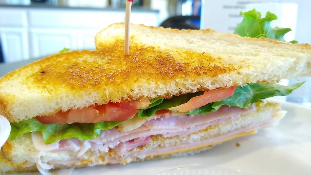 Jeffs Club House | restaurant | 2801 Old Greenwood Rd #16, Fort Smith, AR 72903, USA | 4793089123 OR +1 479-308-9123