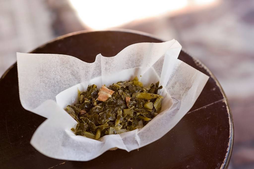 Rocklands Barbeque and Grilling Company- Alexandria Store | restaurant | 25 S Quaker Ln, Alexandria, VA 22314, USA | 7037789663 OR +1 703-778-9663