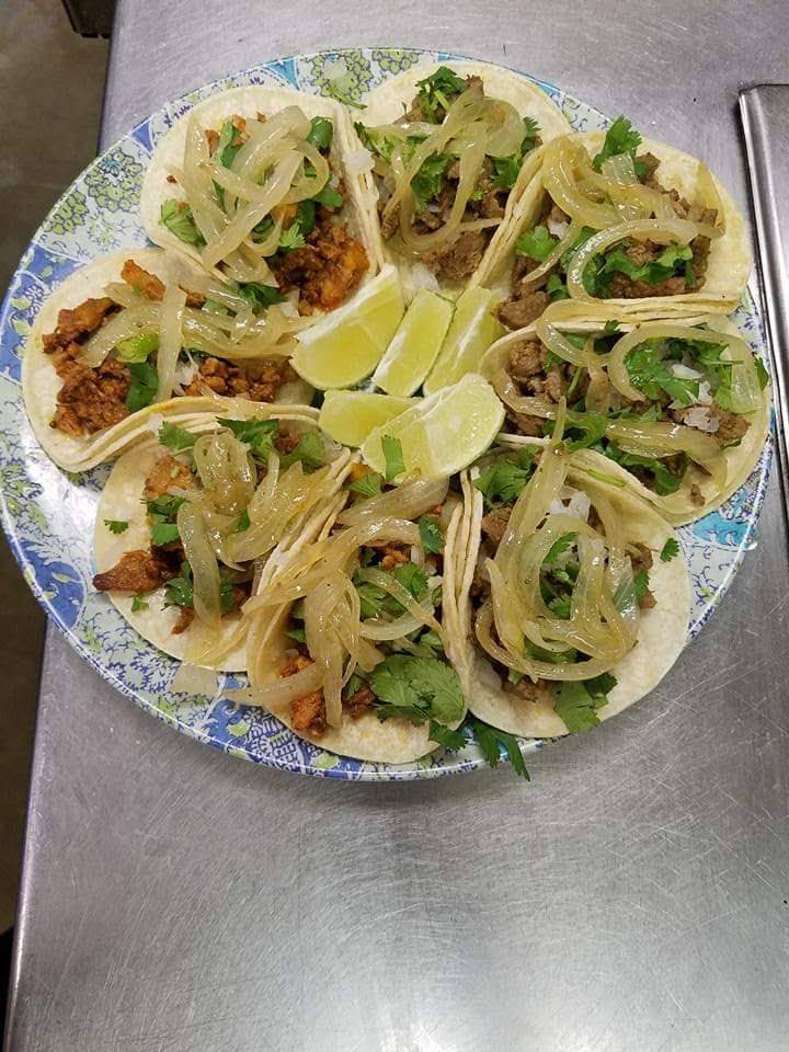 Don Pedros Pupuseria y Taqueria | restaurant | 320 N Main St, Duncanville, TX 75116, USA | 4698867050 OR +1 469-886-7050