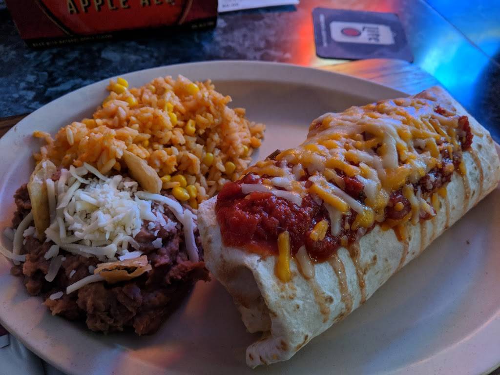 Glen Flora Tap & Grill | restaurant | 938 W Glen Flora Ave, Waukegan, IL 60085, USA | 8473361334 OR +1 847-336-1334