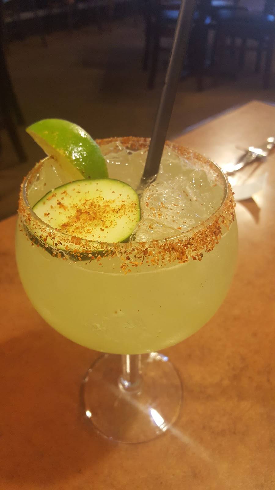 Reynas Restaurant | restaurant | 333 E St, Lemoore, CA 93245, USA | 5599259125 OR +1 559-925-9125