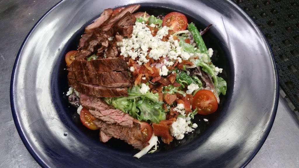 McGillicuddys | restaurant | 84 Main St, New Paltz, NY 12561, USA | 8452569289 OR +1 845-256-9289