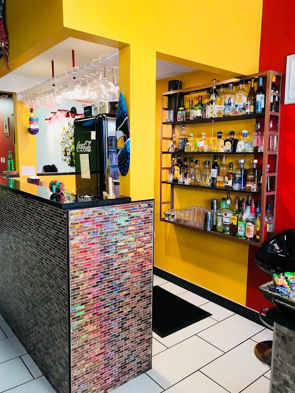 Qsazon Mexican Restaurant | restaurant | 8451 S Pulaski Rd, Chicago, IL 60652, USA | 7734240438 OR +1 773-424-0438