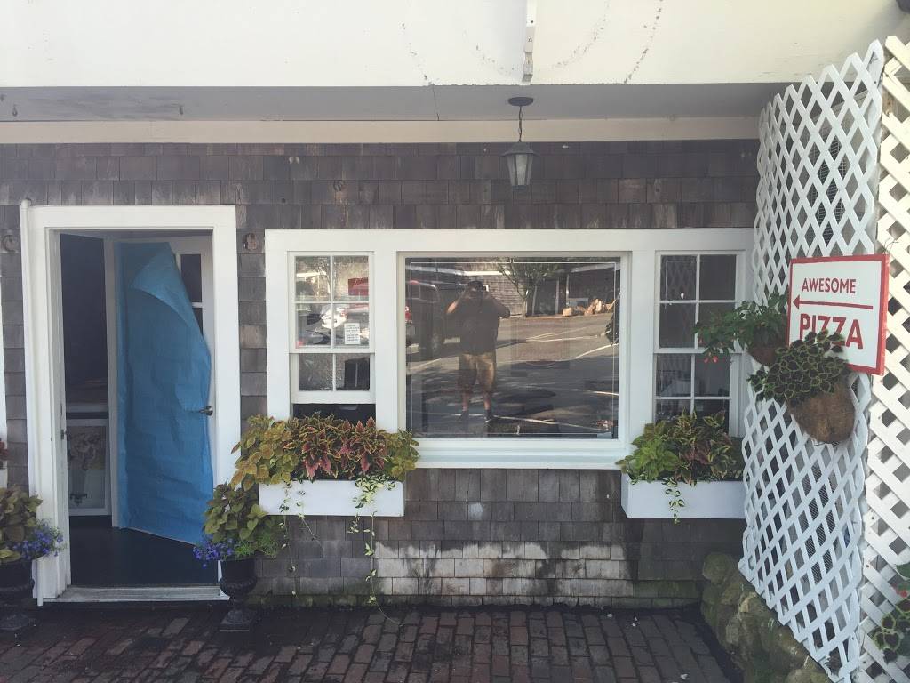 A Slice of Edgartown | restaurant | 22 Dock St, Edgartown, MA 02539, USA | 5086277641 OR +1 508-627-7641