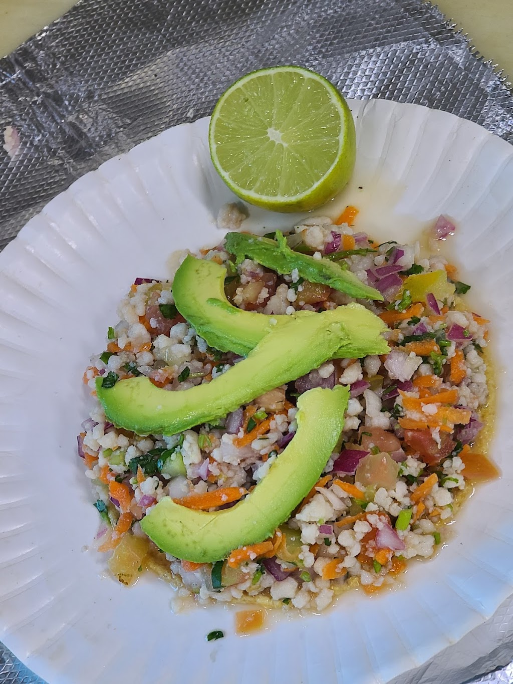 Los primos mariscos | restaurant | 112 N Hesperian St, Santa Ana, CA 92703, USA | 3107352269 OR +1 310-735-2269