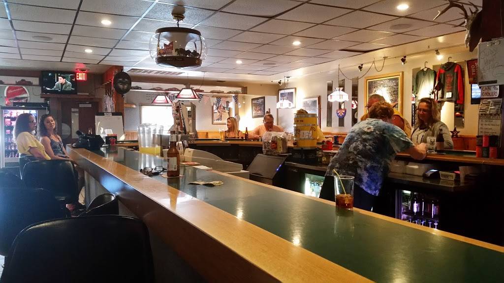 Basils II | restaurant | 5595 S, Co Hwy P, Denmark, WI 54208, USA | 9208638454 OR +1 920-863-8454