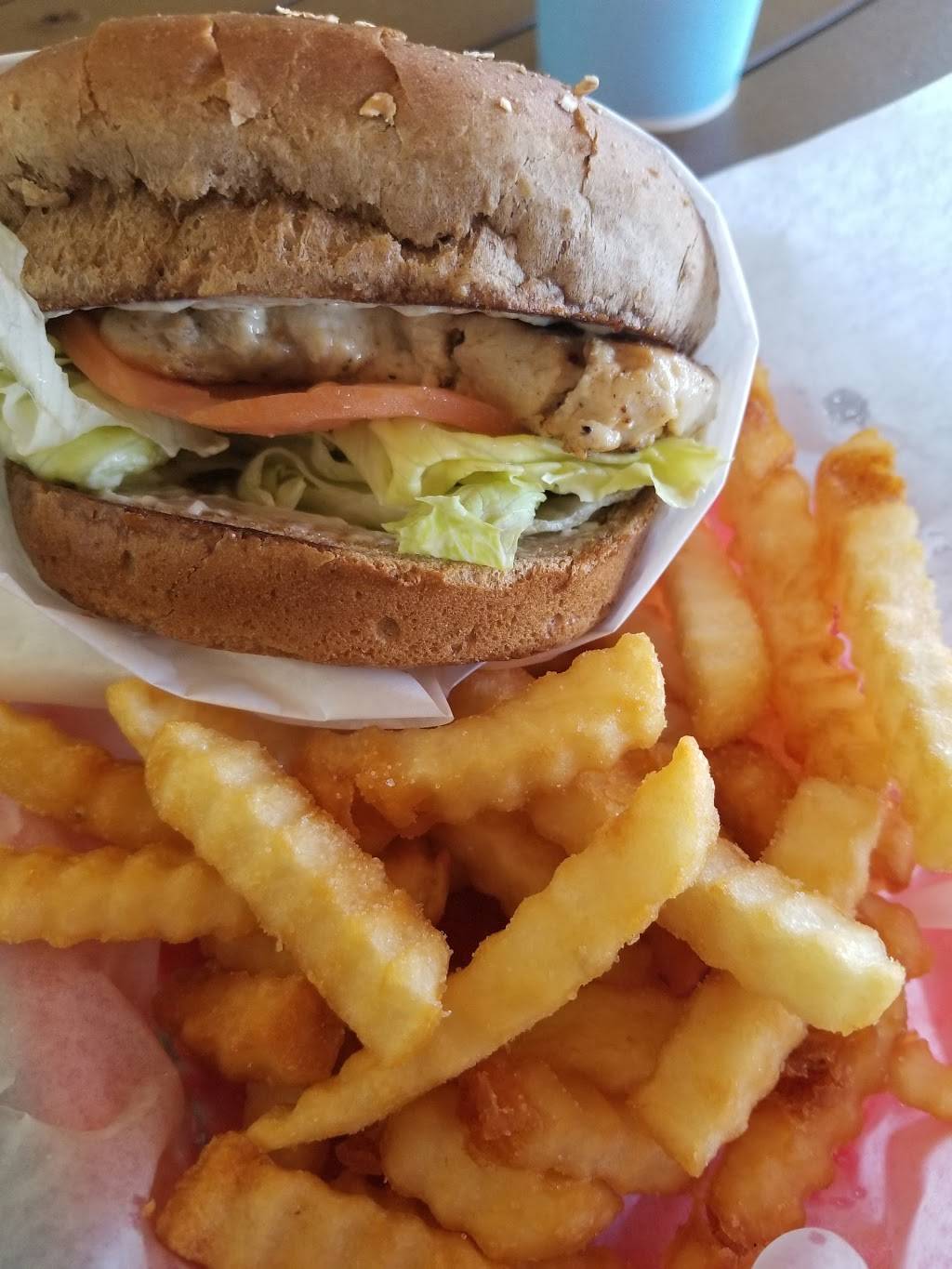 Fosters Freeze | restaurant | 28 Grant Line Rd, Tracy, CA 95376, USA | 2098353299 OR +1 209-835-3299