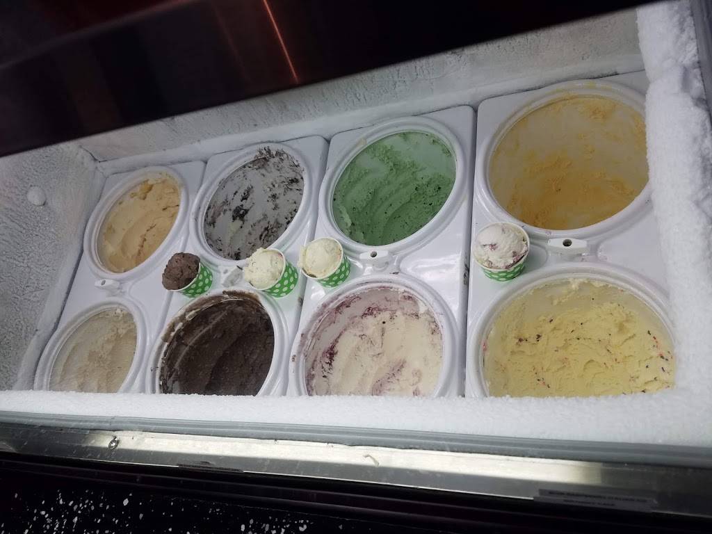 Maddi Bs Pizza Co | restaurant | 1202 NE Curtis Bridge Rd, Swisher, IA 52338, USA | 3198484040 OR +1 319-848-4040