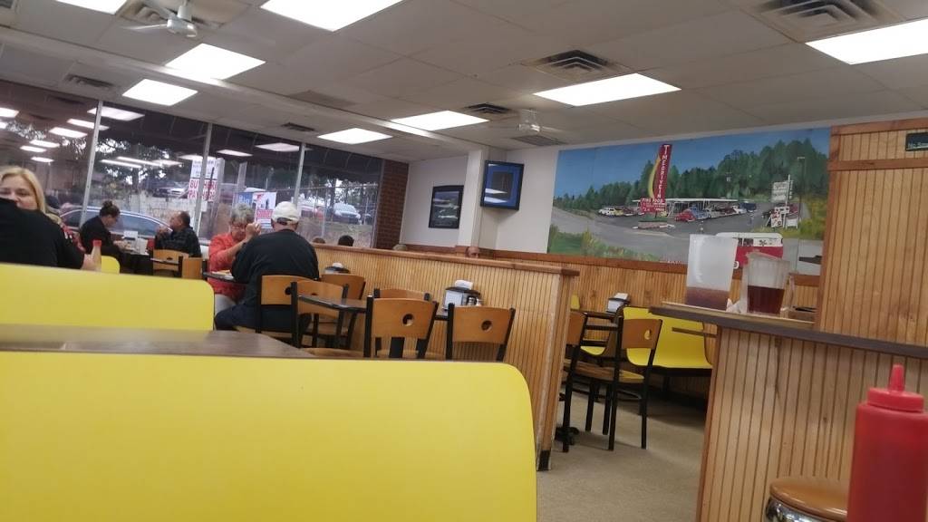 Time Drive In Restaurant | restaurant | 611 E North 1st St, Seneca, SC 29678, USA | 8648823827 OR +1 864-882-3827