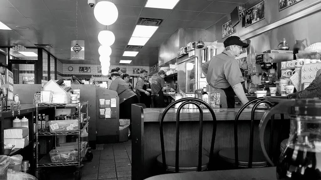 Waffle House | meal takeaway | 5685 Bells Ferry Rd, Acworth, GA 30102, USA | 7709286422 OR +1 770-928-6422